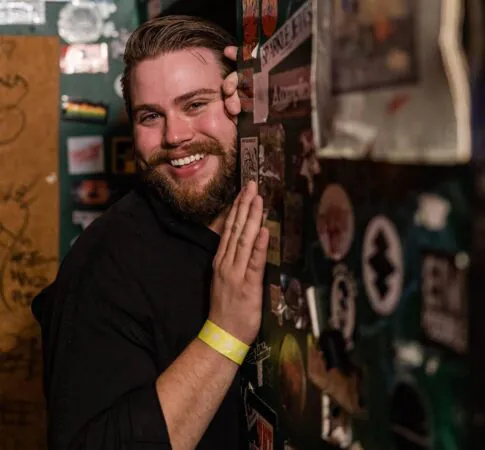 Singer/Songwriter – Terrell Scott