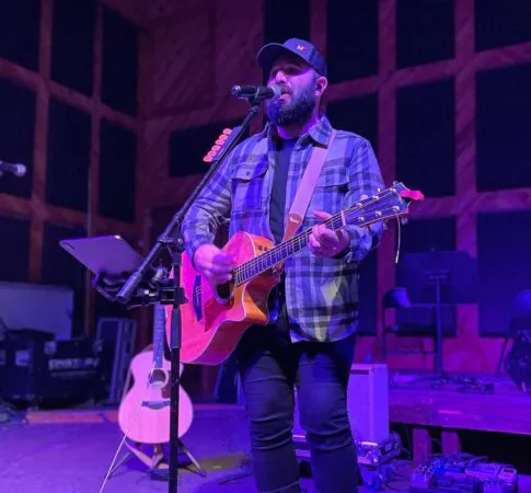 Singer/Songwriter – Nick Zamora