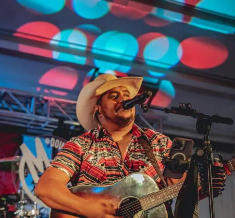 Singer/Songwriter – Mark Berry